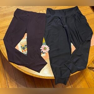 Lot (2) Pair XL Stretchy Short Leggings/Joggers
